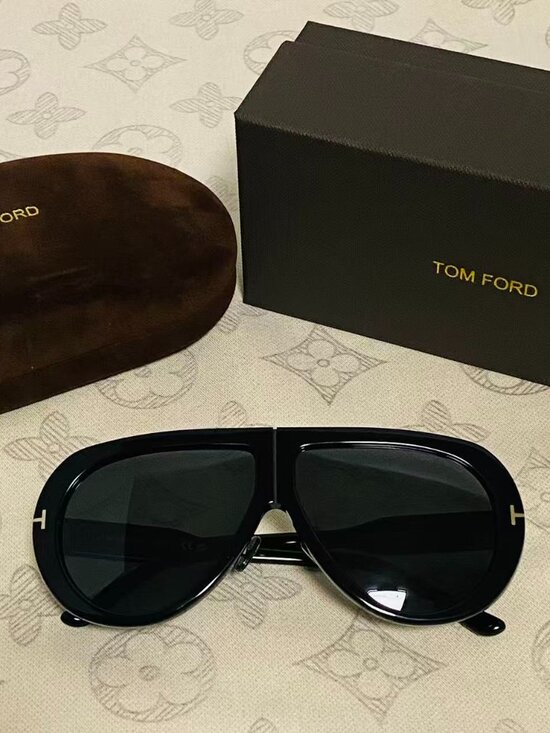 Tom Ford Sunglasses main image 4